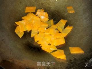 杂炒秋葵（洋葱胡萝卜青椒炒鸡蛋）的做法步骤：16