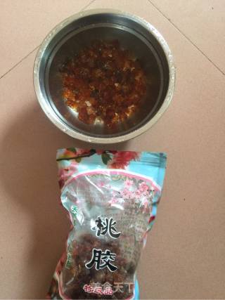 桃胶雪耳糖水的做法步骤：1