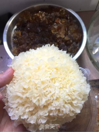 桃胶雪耳糖水的做法步骤：6