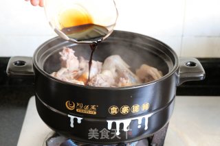 砂锅啤酒鸭的做法步骤：7