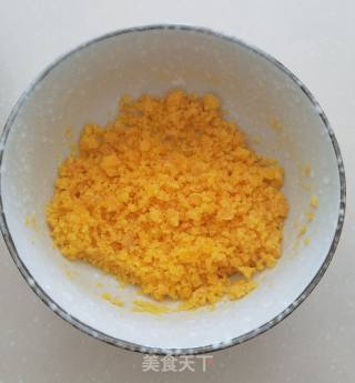 金沙玉米的做法步骤：3
