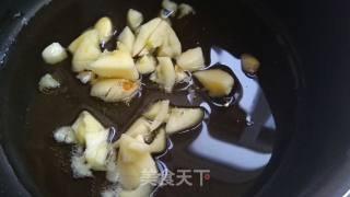 蒜香藕片的做法步骤：9