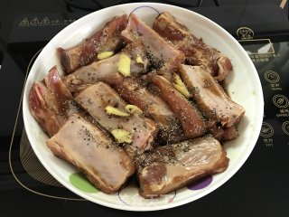 无锡排骨的做法步骤：2