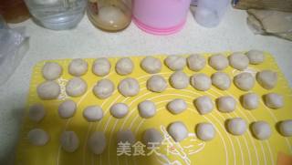 美味蛋黄酥(20个)的做法步骤：1