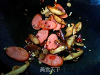 川辣黑椒意面的做法步骤：7