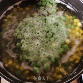 虾仁玉米三丁的做法步骤：1