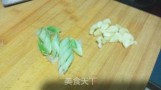 油菜肉丝面的做法步骤：2