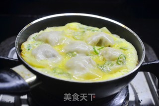馄饨抱蛋-早餐花样吃法的做法步骤：9
