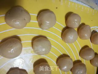 广式蛋黄月饼(63 克x20个)的做法步骤：5