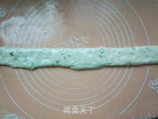 葱香手撕饼的做法步骤：6