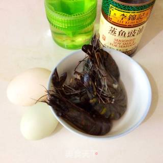 鲜虾蒸蛋的做法步骤：1