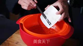 夏果椰奶燕窝的做法步骤：1