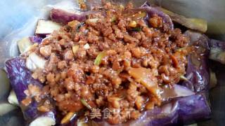 肉沫酱香南茄的做法步骤：2