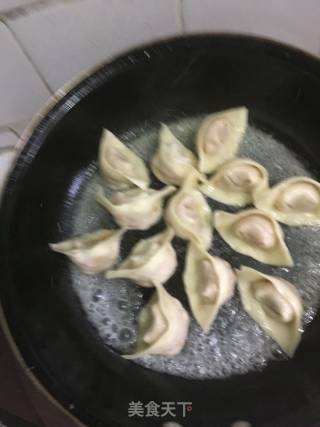 鸡蛋抱馄饨的做法步骤：7