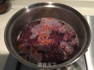紫米酒酿卧蛋的做法步骤：4