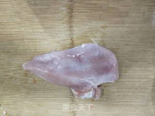 自制美味鸡排的做法步骤：1