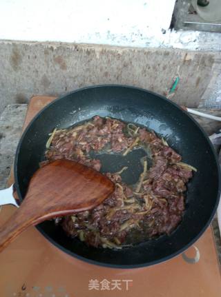 尖椒爆牛肉的做法步骤：6