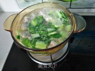 猪肉萝卜丸子汤的做法步骤：8