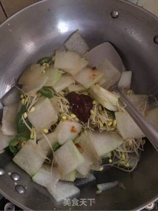 冬瓜炒豆芽的做法步骤：7