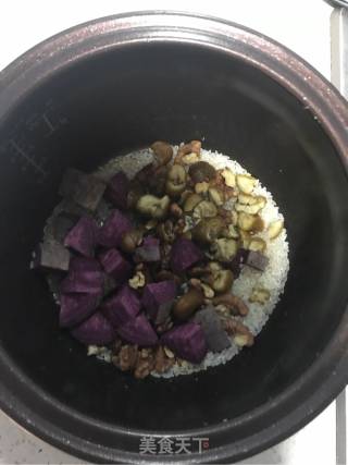 紫薯核桃栗子粥的做法步骤：3