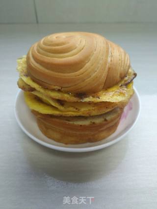 简易早餐汉堡的做法步骤：7