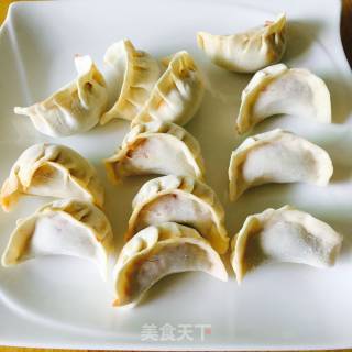 饺子—三碗水煮法的做法步骤：3
