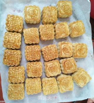 广式月饼的做法步骤：4