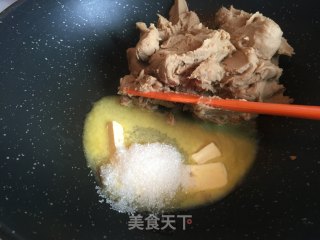 栗蓉月饼的做法步骤：4