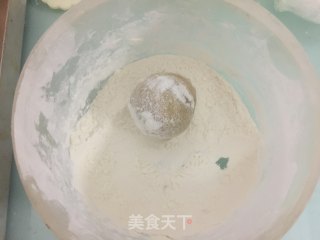 栗蓉月饼的做法步骤：15