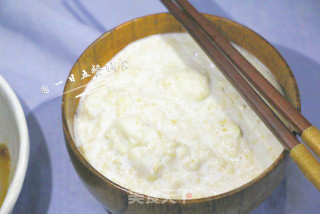 香蕉牛奶燕麦粥 宝宝辅食，即食燕麦的做法步骤：2