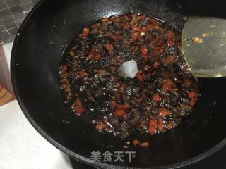 香辣牛肉酱的做法步骤：6