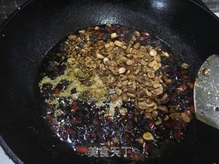 香辣牛肉酱的做法步骤：8