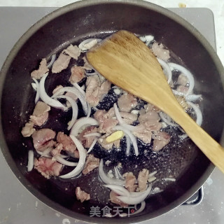 笋干炒肉的做法步骤：4
