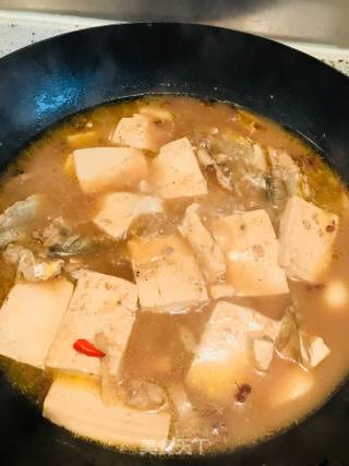 小黄鱼烧豆腐的做法步骤：5