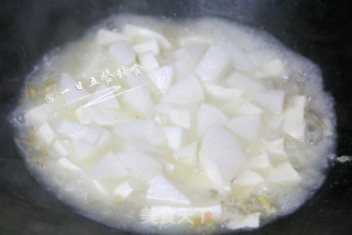 萝卜豆腐汤的做法步骤：2