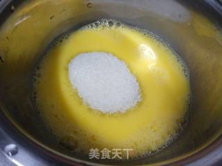 班兰口味蒸蛋糕的做法步骤：2