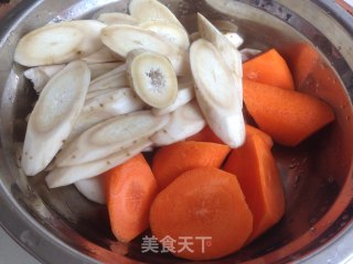 牛蒡雪耳煲鸡汤的做法步骤：3