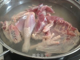 牛蒡雪耳煲鸡汤的做法步骤：4