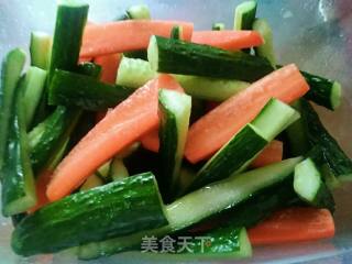 添丁甜醋腌瓜菜的做法步骤：2
