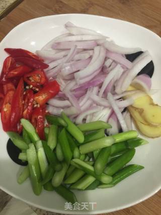 辣炒海鲜的做法步骤：4