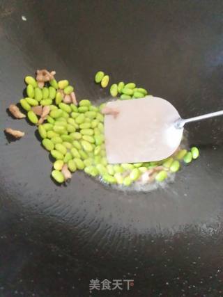 肉丝茭白毛豆的做法步骤：2