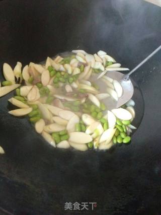 肉丝茭白毛豆的做法步骤：4