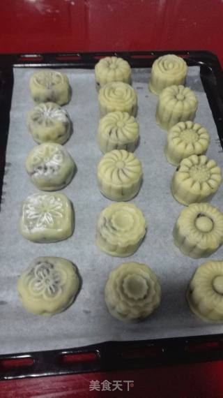 红豆月饼的做法步骤：14