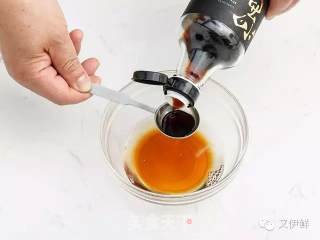 日式酱油啫喱番茄冷面的做法步骤：2