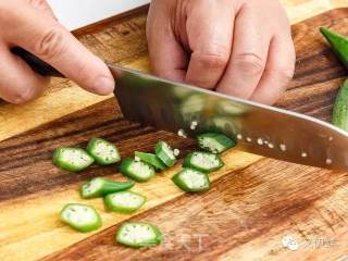 日式酱油啫喱番茄冷面的做法步骤：7