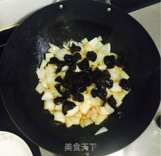 洋葱炒木耳的做法步骤：7