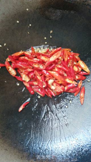 香菇炒肉的做法步骤：5
