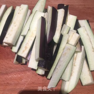 长豆角烧茄子——怀念那一口湘味的做法步骤：2