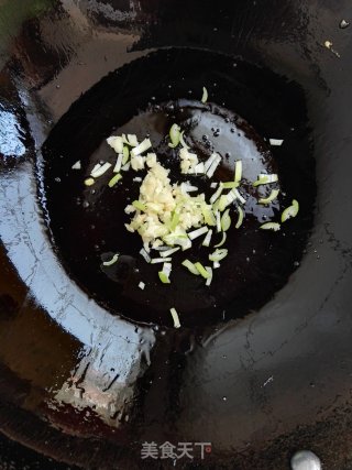 黑木耳荷兰豆炒鸡蛋的做法步骤：6