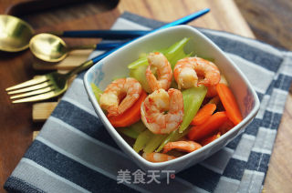 葱油灼时蔬虾的做法步骤：5